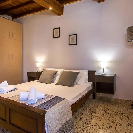 Nyaraló Anna's House In The Old Town