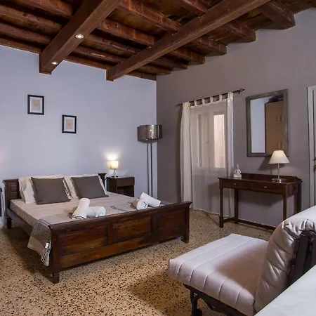 Anna's House In The Old Town *